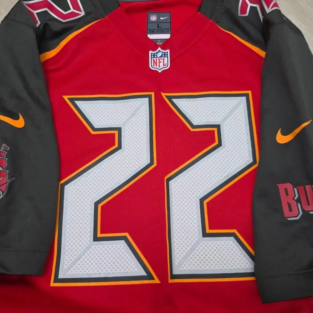 Doug Martin Tampa Bay Buccaneers Number 22 NFL Jersey Size Large